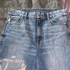 American Eagle mom jeans